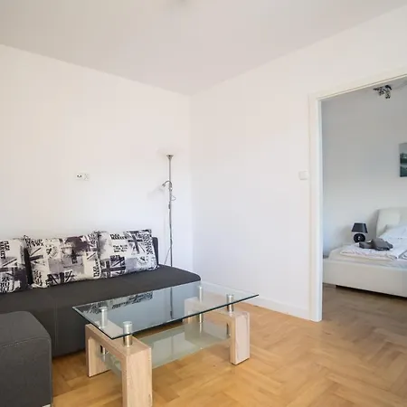 Apartament Robi *